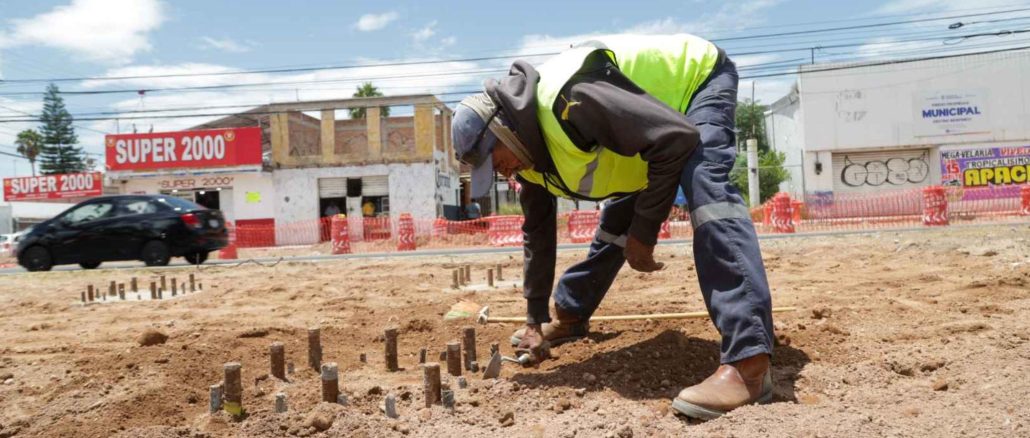 Avanza Municipio en la construcción del Puente Pirules; inicia montaje de la estructura metálica