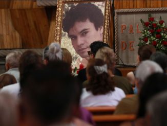 Juan Gabriel reúne a seguidores de México y EE.UU.  en Ciudad Juárez
