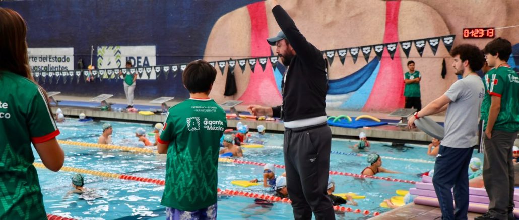 ¡El Verano también se vive en el agua! 🏊‍♀️☀️