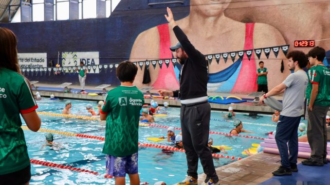 ¡El Verano también se vive en el agua! 🏊‍♀️☀️
