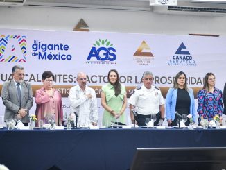 Gobernadora Tere Jiménez firma Pacto para fortalecer negocios familiares y pequeños comercios