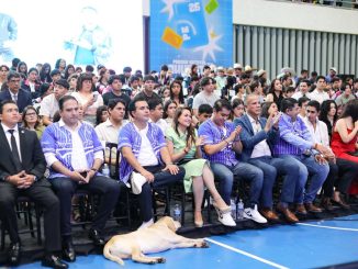 Gobernadora Tere Jiménez reconoce con el Premio Estatal de la Juventud a Jóvenes destacados de Aguascalientes