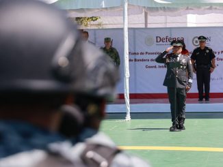Secretario de la SSPE asiste a la ceremonia de "Toma de Posesión al Cargo, Posesión de Mando y Protesta de Bandera del C. Tte. Cor. de la Guardia Nacional E. M.