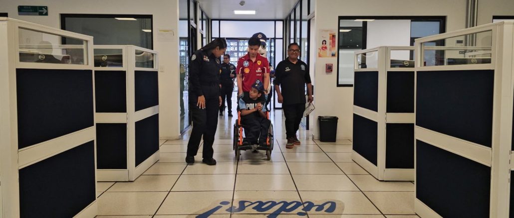 A sus siete años, Iván cumplió su sueño: ser Policía por un día