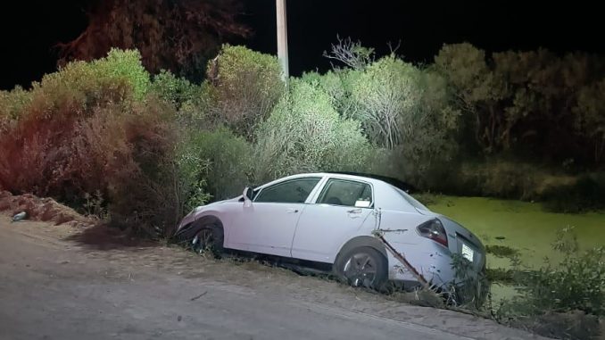 Policías Estatales intervienen accidente en la carretera estatal 43 en el Municipio de El Llano