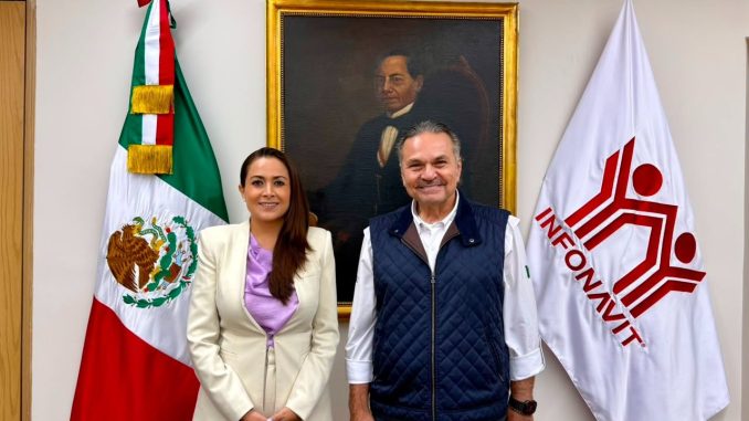 Tere Jiménez se reune con Octavio Romero, director del INFONAVIT; acuerdan impulsar más vivienda social en Aguascalientes