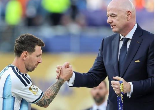 Infantino asegura que Messi redefinió el futbol tras su adiós a la Albiceleste