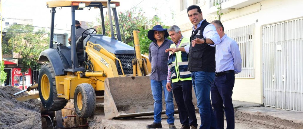 Leo Montañez cumple y renueva tuberías hidrosanitarias en beneficio de miles de familias
