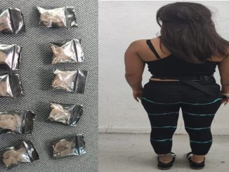 Policías Estatales detienen a una Mujer en poder de envoltorios con sustancia granulada al parecer cristal