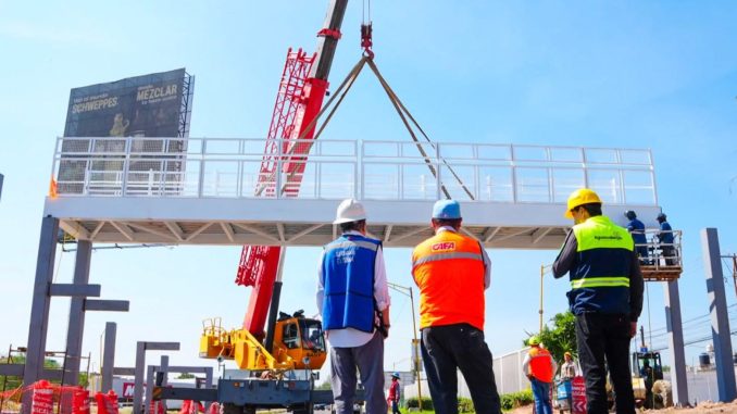 Anuncia SOPMA cierre vial temporal en Av. Aguascalientes Poniente por maniobras de instalación de Puente Peatonal