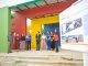 Recorre Leo Montañez rehabilitación del parque en Villas de la Universidad