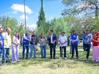 Inspecciona Leo Montañez rehabilitación del parque Parra