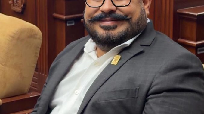 Presenta Trino Romo iniciativa contra el Nepotismo