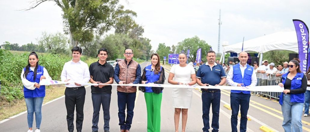 Tere Jiménez entrega rehabilitación de la carretera estatal 90; estudiantes del norte tendrán traslados más seguros