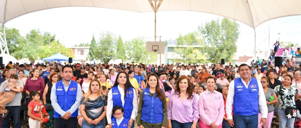Tere Jiménez, y Aurora Jiménez acercan apoyos alimenticios a más de mil familias de San Francisco de los Romo