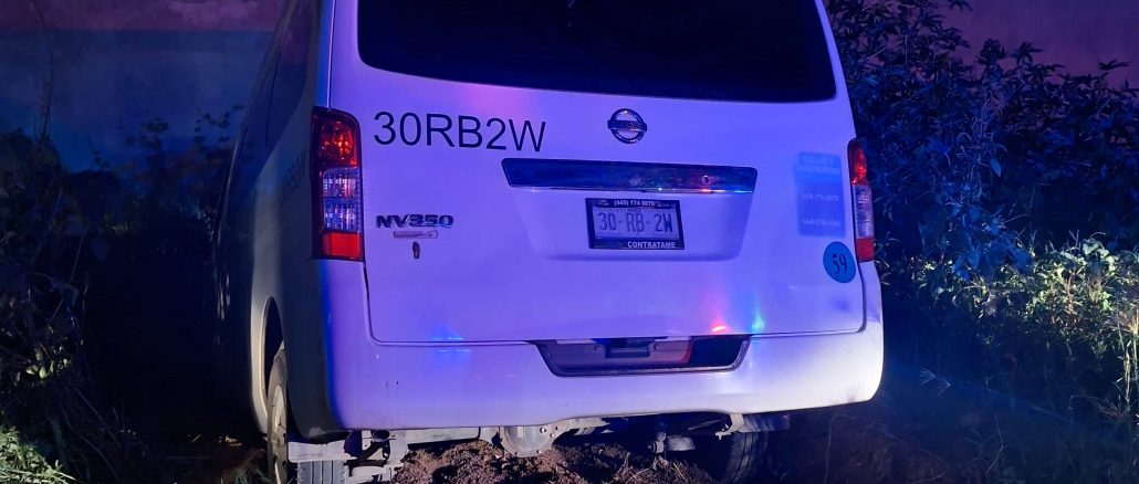 Accidente tipo salida de camino es intervenido por Elementos de la Policía Estatal de Carreteras en el Municipio de SFR