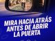 🚲 Antes de abrir la puerta, mira hacia atrás y asegúrate de que no venga nadie