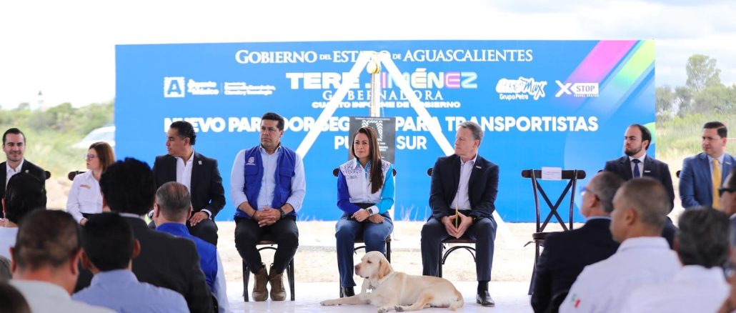 Tere Jiménez encabeza el inicio de la construcción del Parador Seguro para transportistas de la zona sur