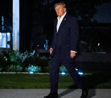 ¿Por qué los votantes latinos están retirando su apoyo a Trump?