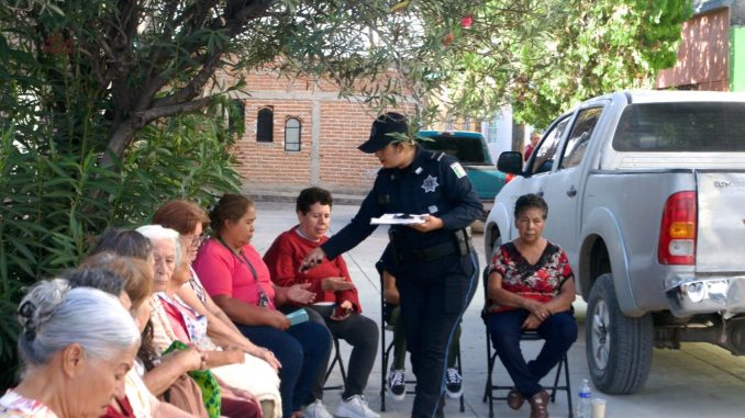 Promueve Seguridad Pública Municipal uso del silbato como estrategia vecinal de prevención