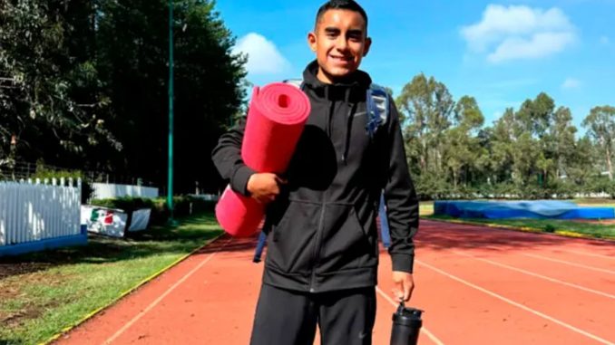 'Tenemos mucha garra': Jorge Luis Cruz rompe récord mexicano de maratón en Chicago