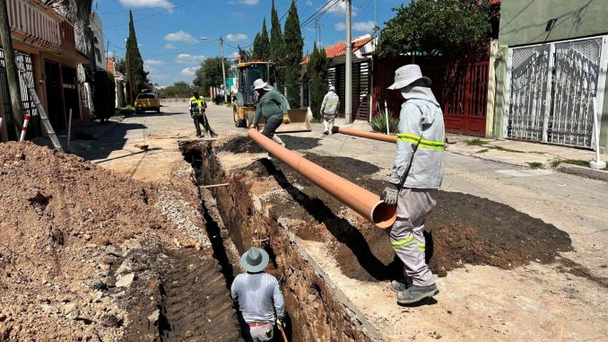 Renueva Municipio infraestructura sanitaria en beneficio de residentes del fraccionamiento Parras