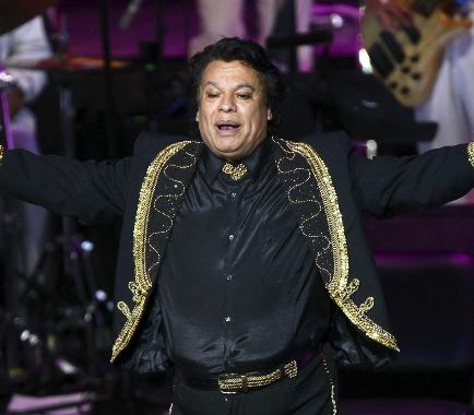 La antigua mansión de Juan Gabriel en Florida sale al mercado por 38.9 millones de dólares