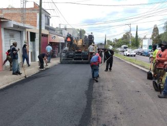 Concluye Municipio Capital colocación de carpeta asfáltica en Av. La Salud