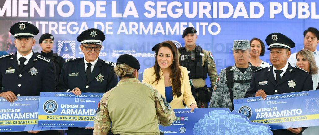 Tere Jiménez entrega vehículos tácticos y armamento para reforzar la Seguridad en Aguascalientes