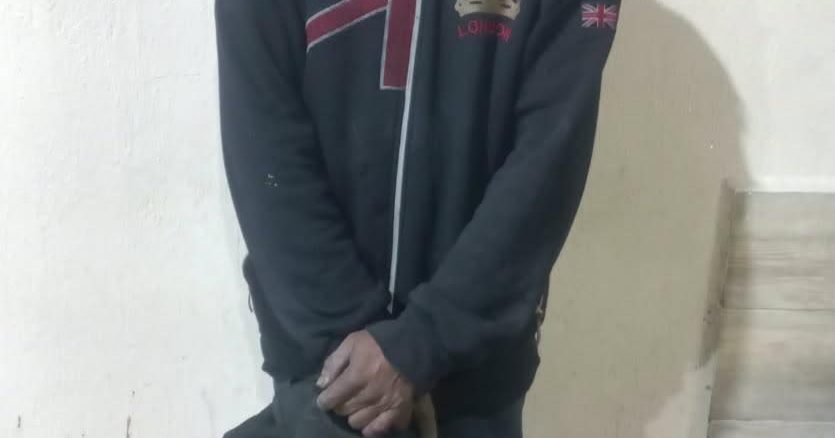 Policía Municipal detiene a sujeto señalado por manipular chapas y vehículos