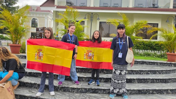 Alumna de Aguascalientes representa a México en Competencia Mundial de Tecnología en la India
