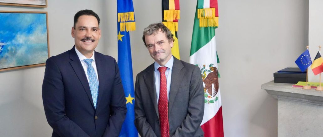 Toño Martín del Campo, fortalece vínculos con Bélgica