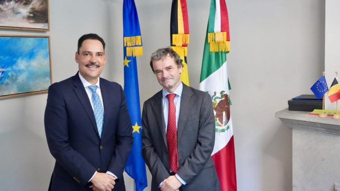 Toño Martín del Campo, fortalece vínculos con Bélgica