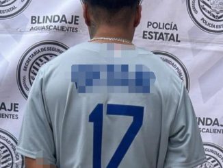 Oficiales de la Policía Metropolitana detienen en el fraccionamiento VNSA a sujeto en poder de sustancia granulada al parecer cristal