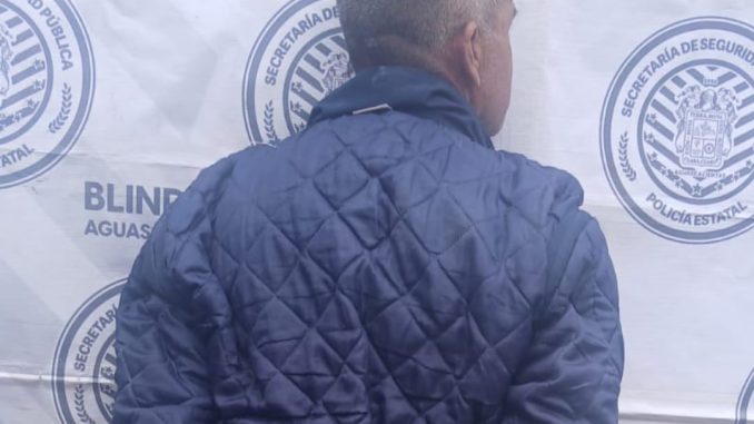Policías del Mando Coordinado detienen a sujeto en el Municipio de San José de Gracia en poder de planta y envoltorios con hierba verde al parecer marihuana