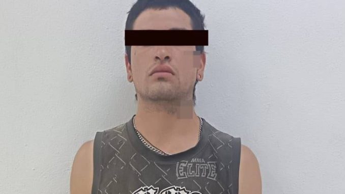 Policía Municipal detiene a hombre por violencia familiar en Mirador de las Culturas