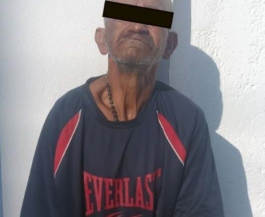 Policía Municipal detiene a hombre por robo calificado en Ojo de Agua