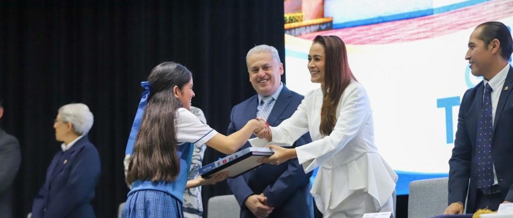 Tere Jiménez celebra 220 años del Instituto Guadalupe Victoria e inaugura nuevos espacios educativos