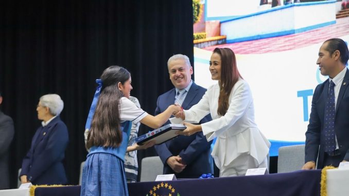 Tere Jiménez celebra 220 años del Instituto Guadalupe Victoria e inaugura nuevos espacios educativos