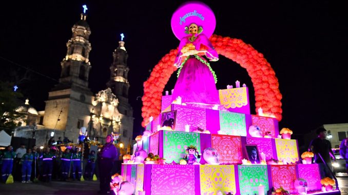 Entre Catrinas, Altares y el tradicional desfile, Aguascalientes inicia el Festival Cultural de Calaveras 2026